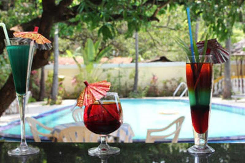 Don Joao Hotel Andzsuna Kültér fotó